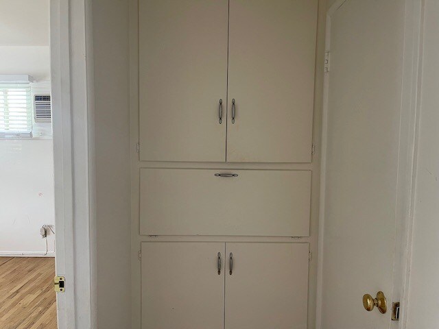 Building Photo - 14225 Riverside Dr