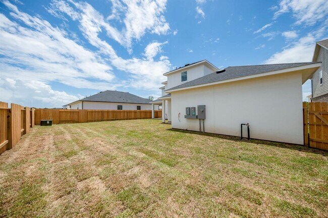 Building Photo - 11519 Silverman Trails