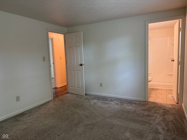 Building Photo - 7717 Cambridge Dr