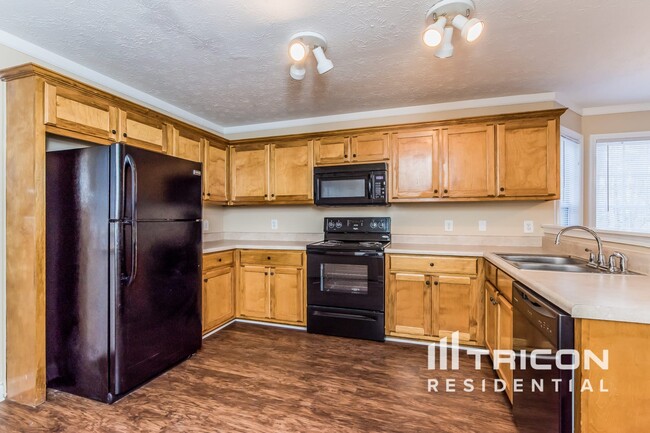 Building Photo - 2716 King Arthur Ct