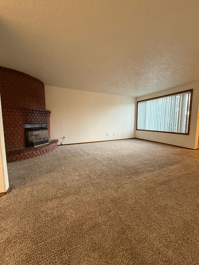 Building Photo - moojoh01 4212-4214 47th Ave NE