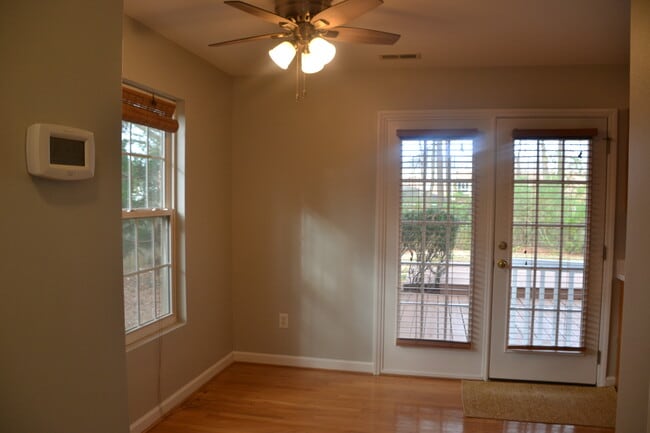 Building Photo - 148 Callan Park Ln