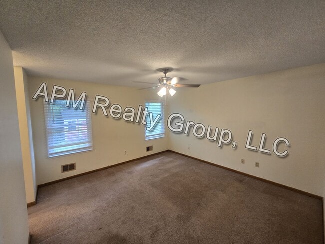 Building Photo - Single story West Columbia home