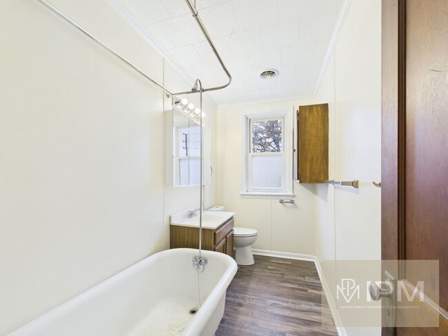 Building Photo - Charming 3 Bed, 1 Bath home in Lemoyne!