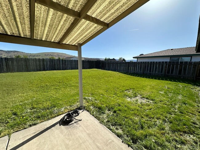 Building Photo - 6209 Onyx Ave