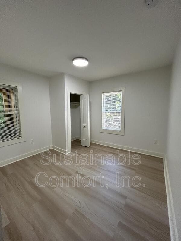 Building Photo - 71 Paine St