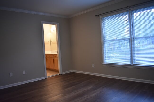 Building Photo - 23 Mt Vernon Cir