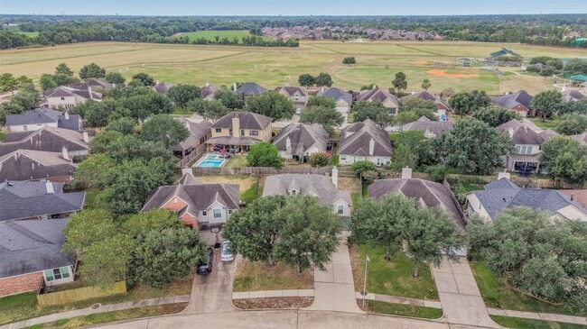 Building Photo - 9107 Huckinston Ct