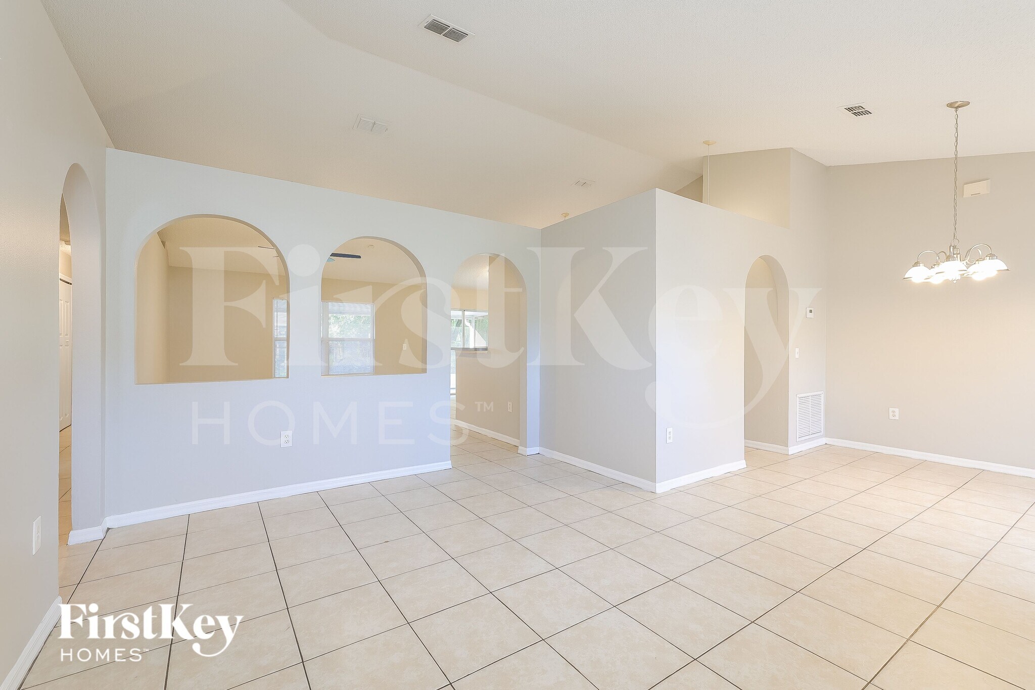 Building Photo - 468 Dove Dr