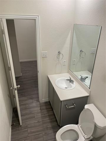 Building Photo - 2413 Buchanan Ln