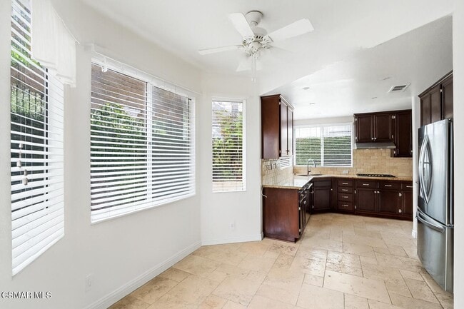 Building Photo - 751 Trousdale St