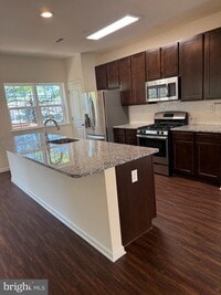 Building Photo - 107 Mercer Ct