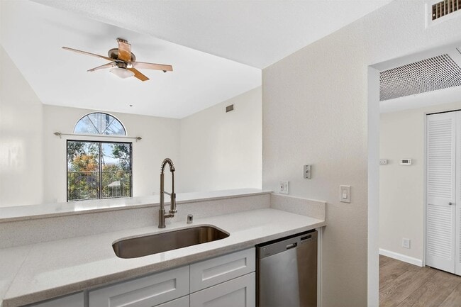 Building Photo - 3980 Faircross Pl