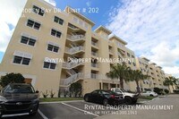 Building Photo - 280 Hidden Bay Dr