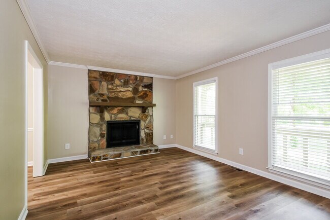 Building Photo - 2984 Leasa Ct