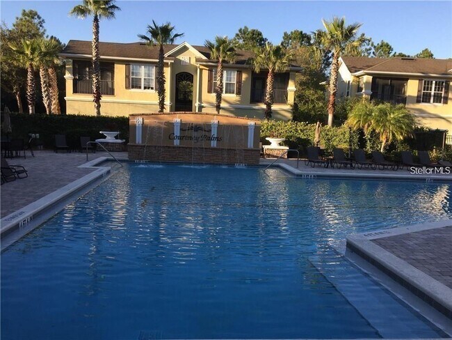 Building Photo - 10209 Courtney Palms Blvd