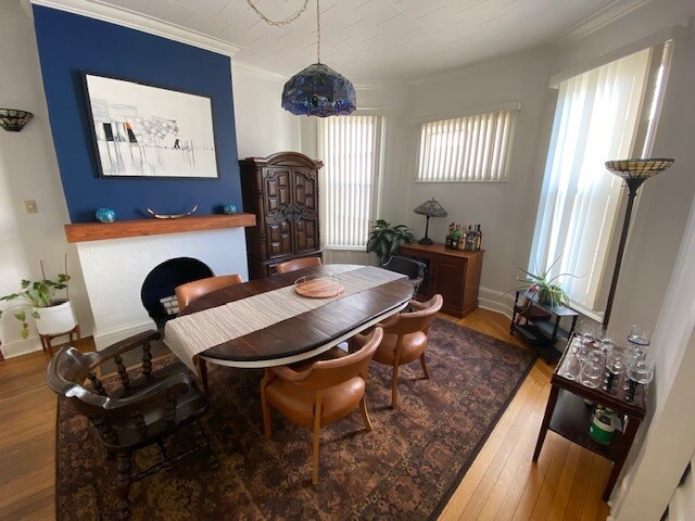 Dining Room - 113 S Lake Ave
