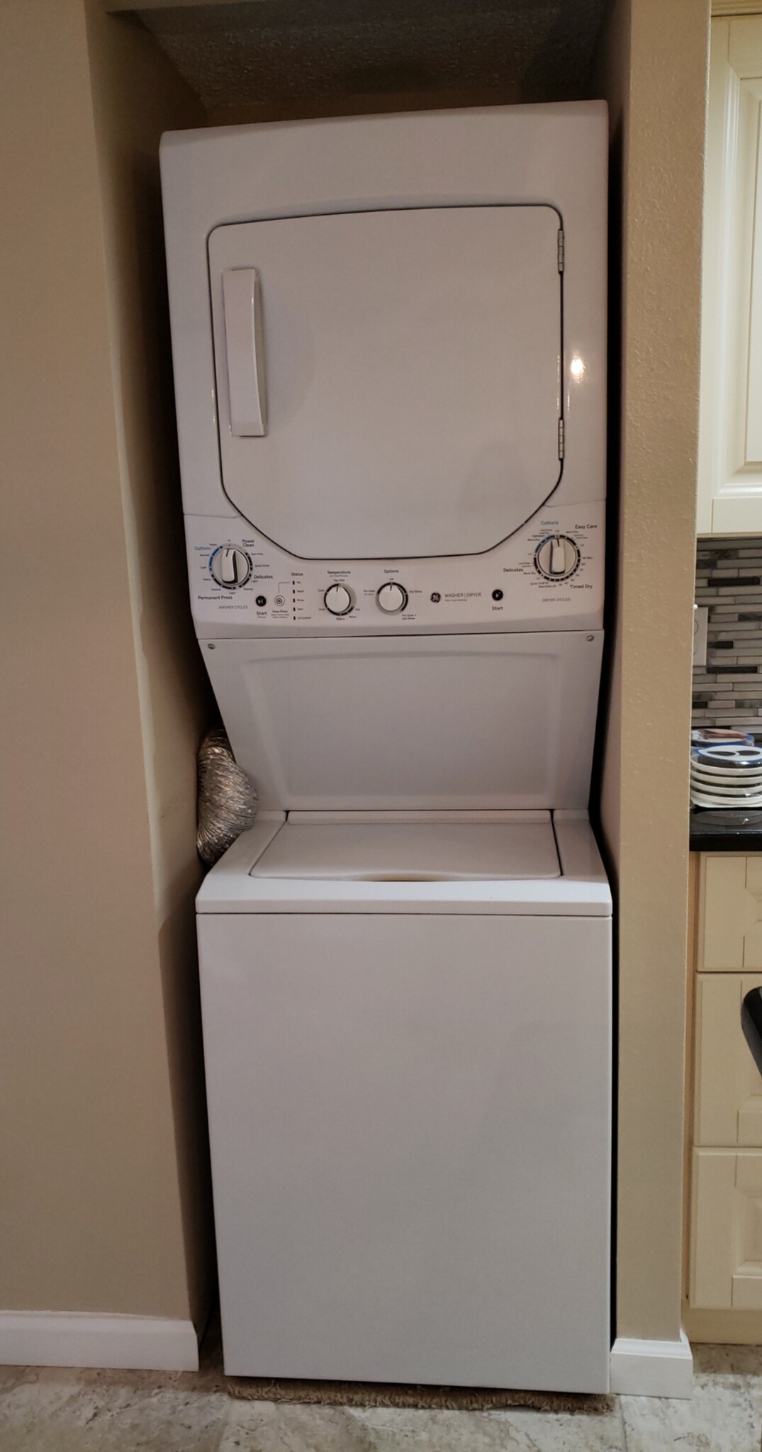 New Washer Dryer in Unit - 1 Key Capri Key