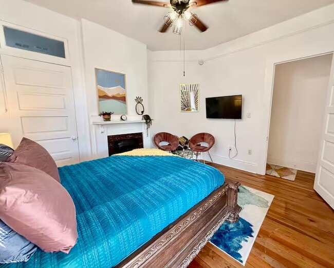 Building Photo - 1525 Melpomene St