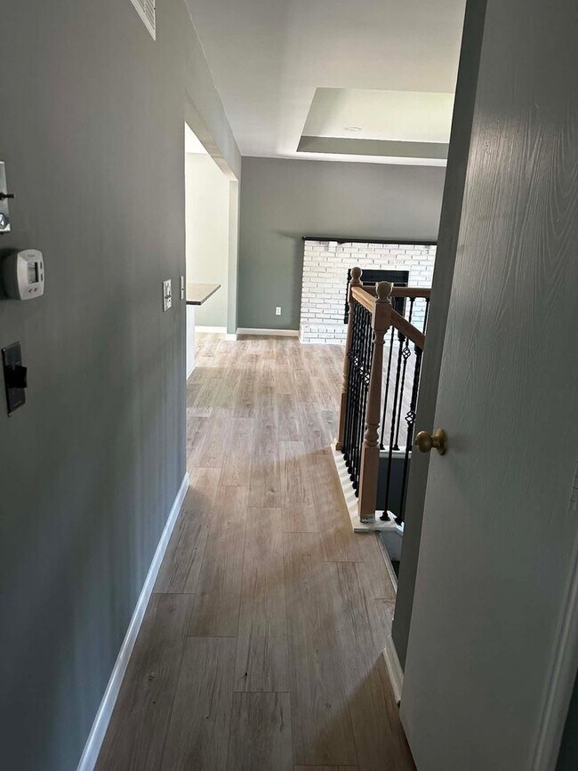 Building Photo - Charming 3BEDS  House in Roeland Park