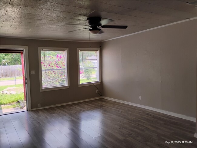 Building Photo - 5954 Doolittle Blvd