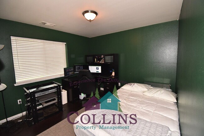 Building Photo - Charming 3-Bedroom, 2-Full Baths Penn Vall...