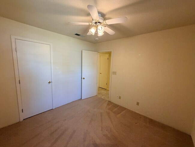 Building Photo - 1436 Pintail Cir
