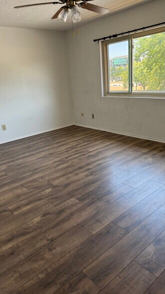 Building Photo - 10650 Steppington Dr