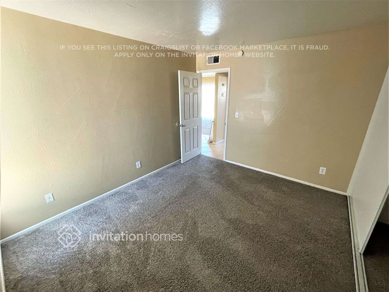 Building Photo - 3531 W Vogel Ave