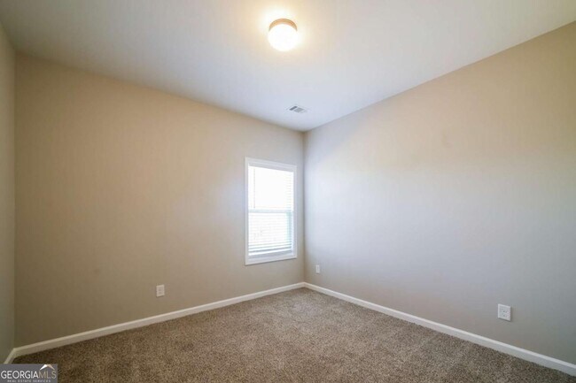 Building Photo - 1155 Senator Rd