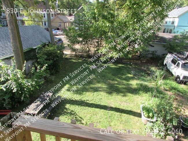 Building Photo - 830 E Johnson St