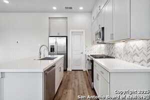 Building Photo - 8851 Oakland Rd