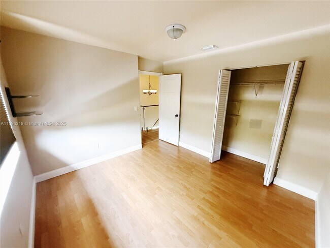 Building Photo - 15163 SW 94th Terrace