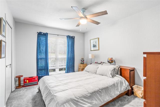 Building Photo - 7924 Royal Ln