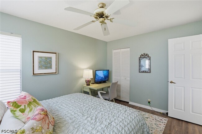 Building Photo - 5905 Trailwinds Dr
