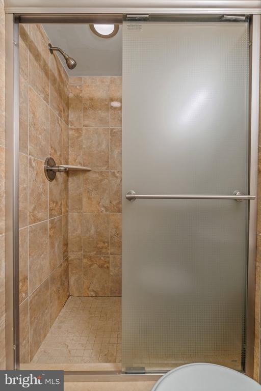 Building Photo - 1724 Master St