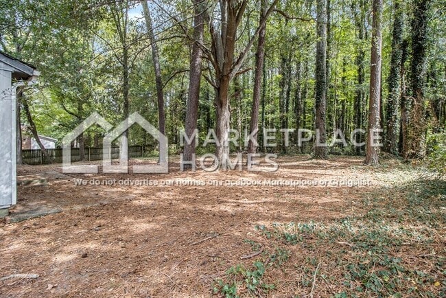 Building Photo - 6636 Dorian Dr