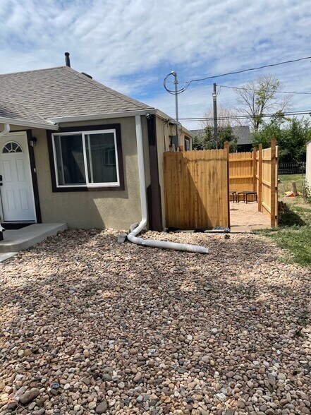 Building Photo - 726 McKinley St