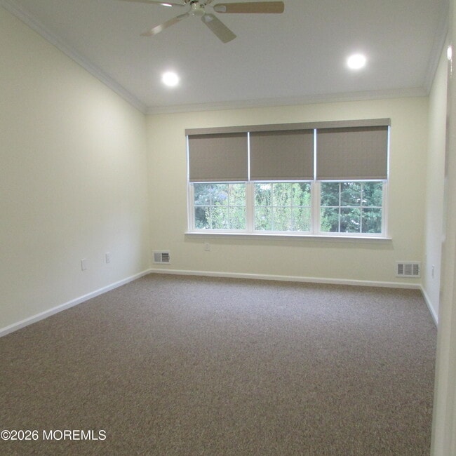 Building Photo - 29 Tall Oaks Ct