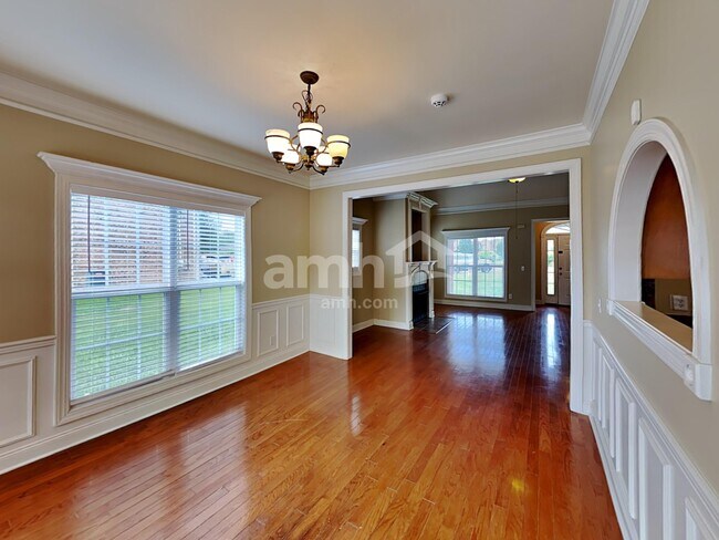 Building Photo - 3520 Wilbur St