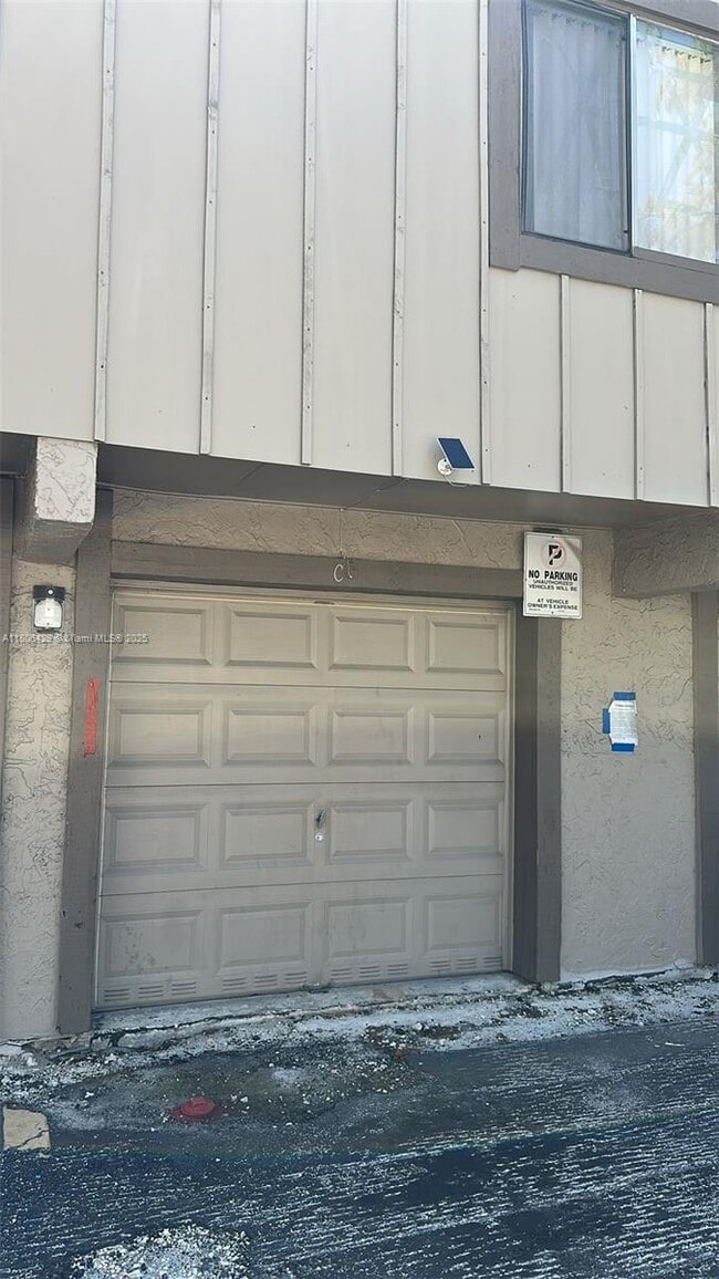 Building Photo - 5630 NW 21st St
