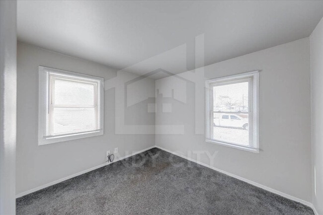 Building Photo - 3621 Beasley Dr