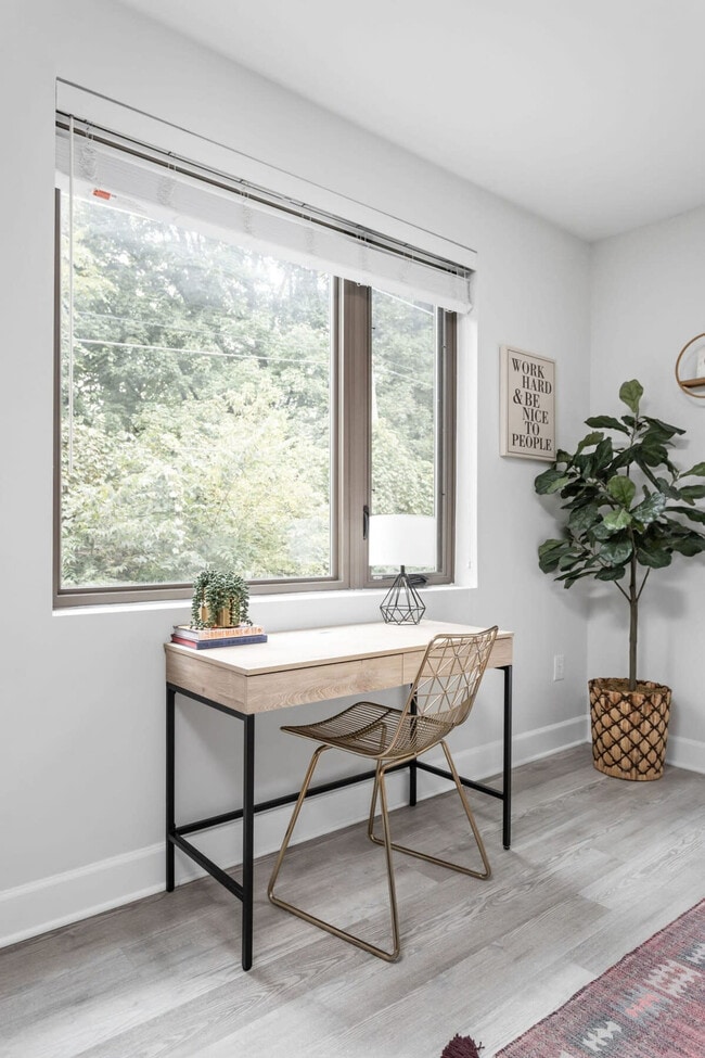 Building Photo - 5858 N College Ave