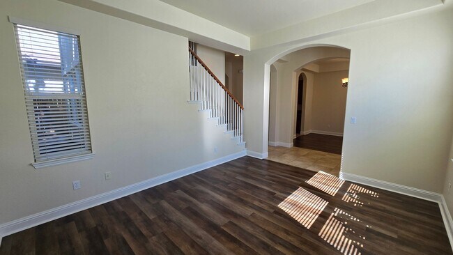 Building Photo - 2205 Heavenly View Trail