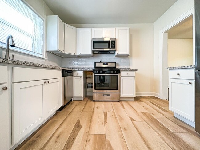 Building Photo - 2576 Duck Creek Rd