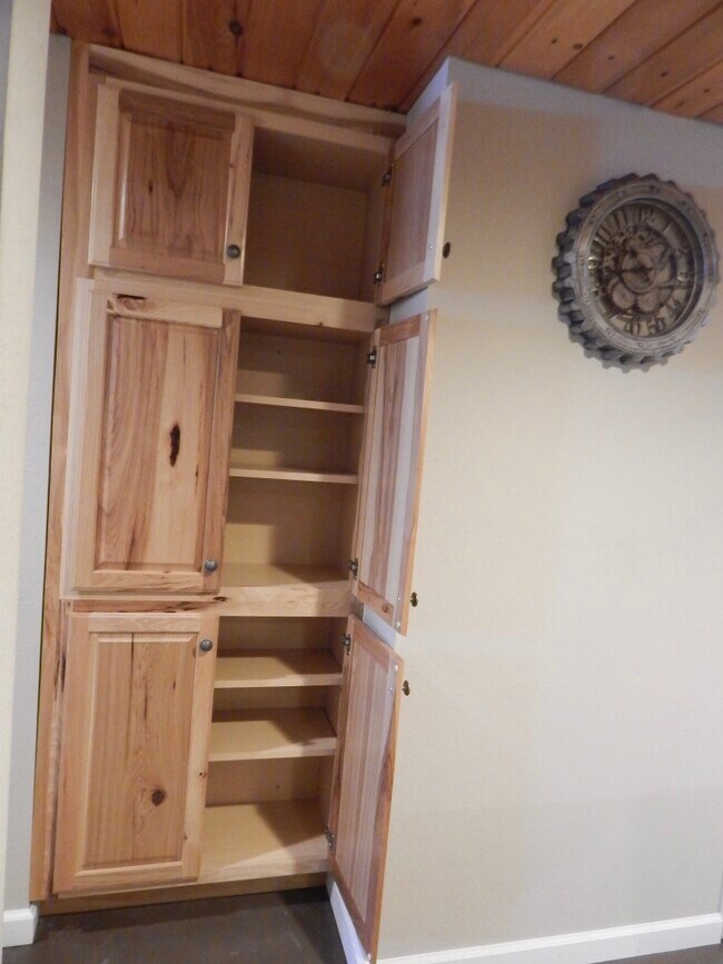 Building Photo - 487 Kentucky Ave