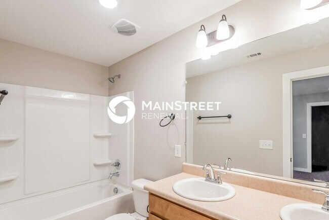 Building Photo - 3 Bedroom Pet-Friendly Home in Odenville, ...