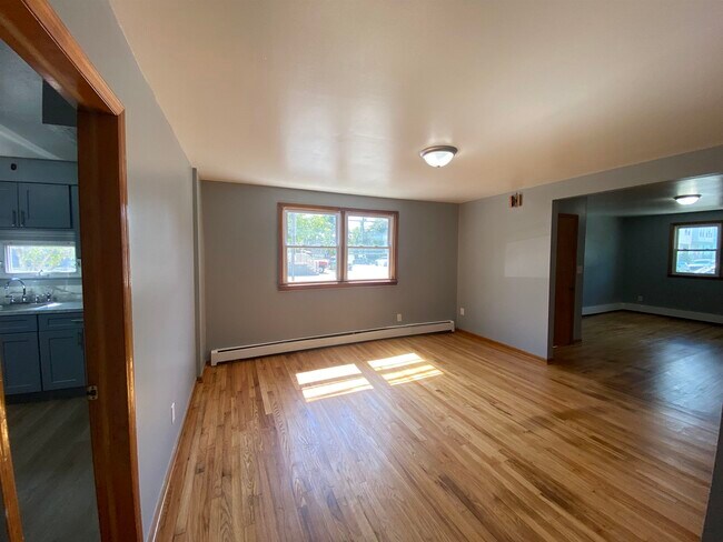 Building Photo - 468 Avenue A