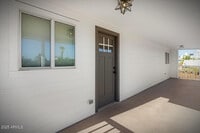 Building Photo - 1338 W Monroe St