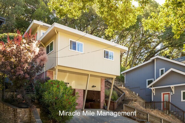 Building Photo - willow